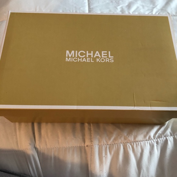 Michael kors black suede sandals size 40m - Picture 2 of 8